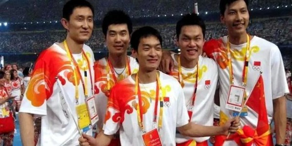 云开体育官网-广东加冕1000胜球队引热议！杜锋：为国家队输送大量人才感到自豪