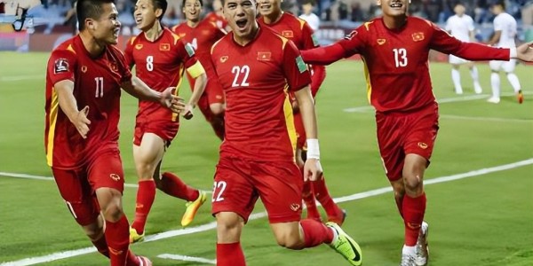 云开体育官网-U19国足1比0战胜乌兹别克，山东锋霸进球成亮点，值得期待