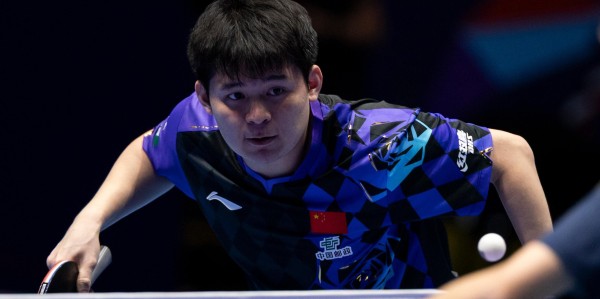云开体育官网-恭喜！国乒21岁王牌复苏轰3-0：霸气握拳庆祝，王皓等到他觉醒