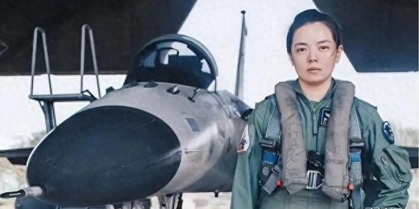 台军女飞行员郭文静：只要长官敢下令，我会毫不犹豫的击落歼20！